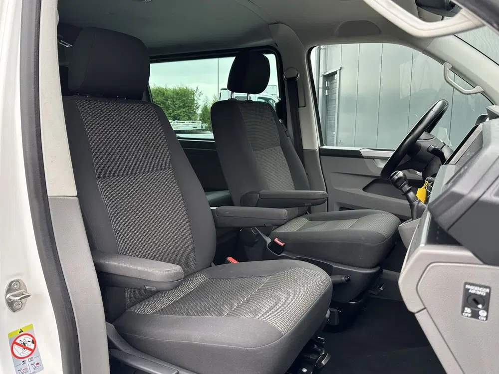 Volkswagen Transporter 2.0 TDI uit 2020, foto 6