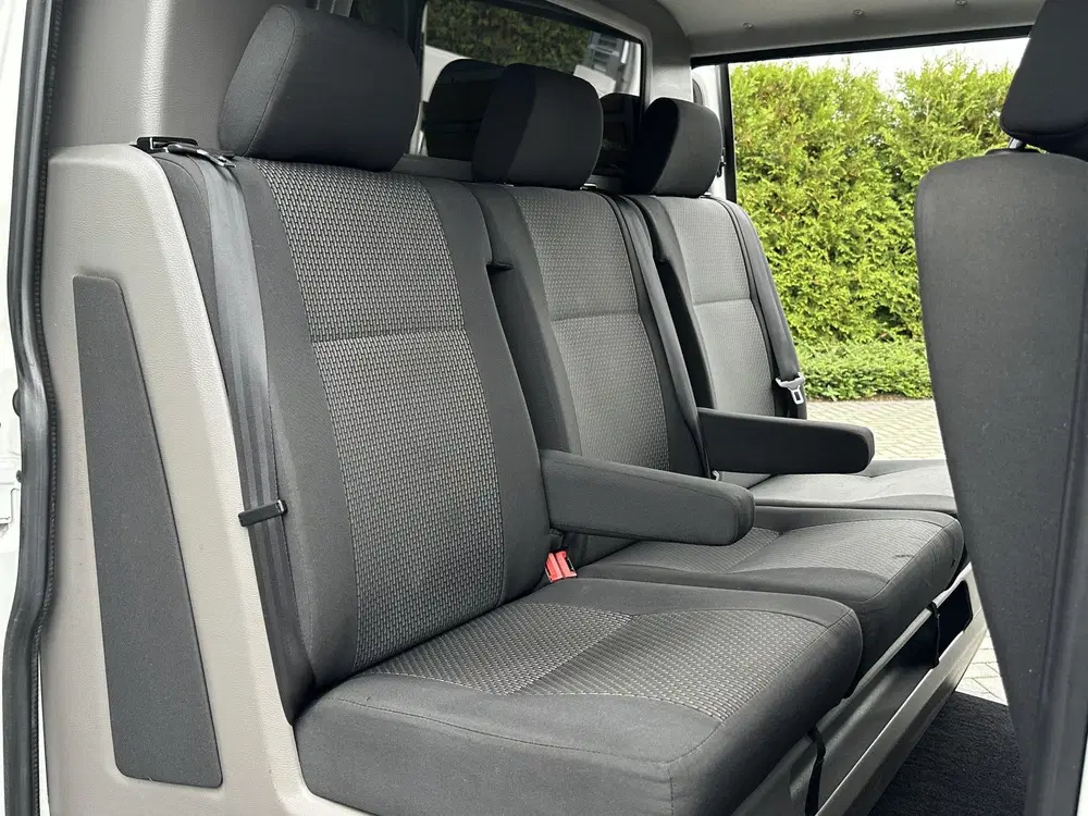 Volkswagen Transporter 2.0 TDI uit 2020, foto 9
