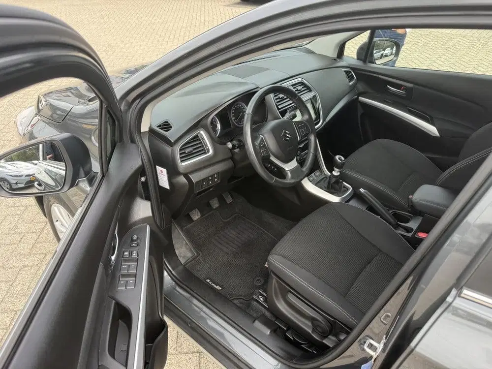 Suzuki S-Cross 1.4 BOOSTERJET SELECT SMART HYBRID + TREKH uit 2021, foto 11