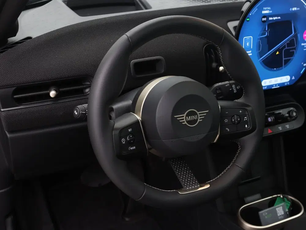 Mini Cooper C Cooper C Favoured Pakket M (bj 2026 uit 2026, foto 2