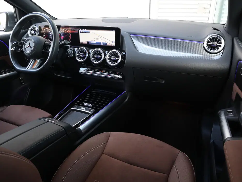Mercedes-Benz B-Klasse 180 Business Solution AMG l Keyless l uit 2025, foto 3