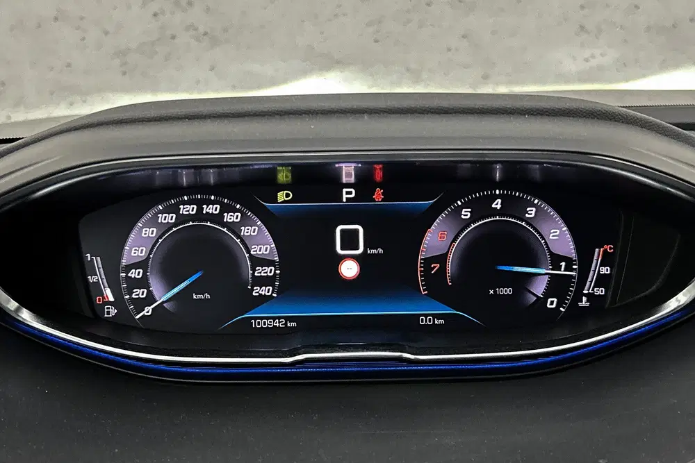Peugeot 5008 1.2 PureTech Blue Lease Executive uit 2021, foto 4