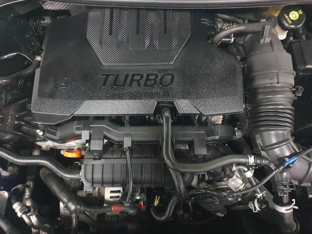 Kia Stonic 1.0 T-GDi MHEV DynamicPlusLine NAVI uit 2021, foto 13