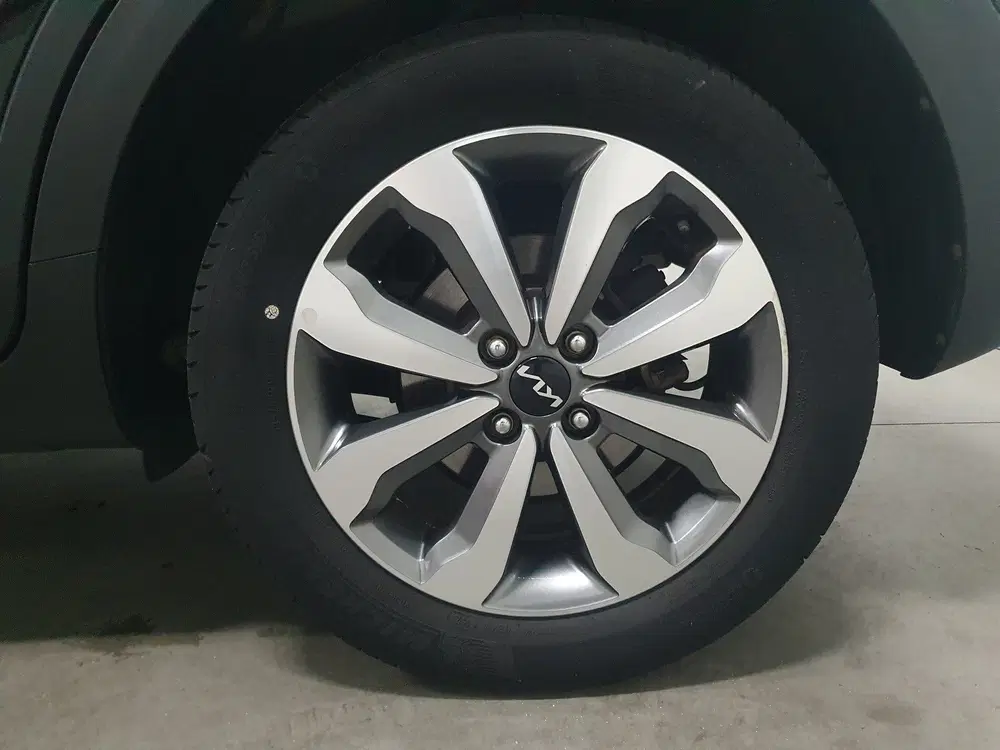 Kia Stonic 1.0 T-GDi MHEV DynamicPlusLine NAVI uit 2021, foto 8