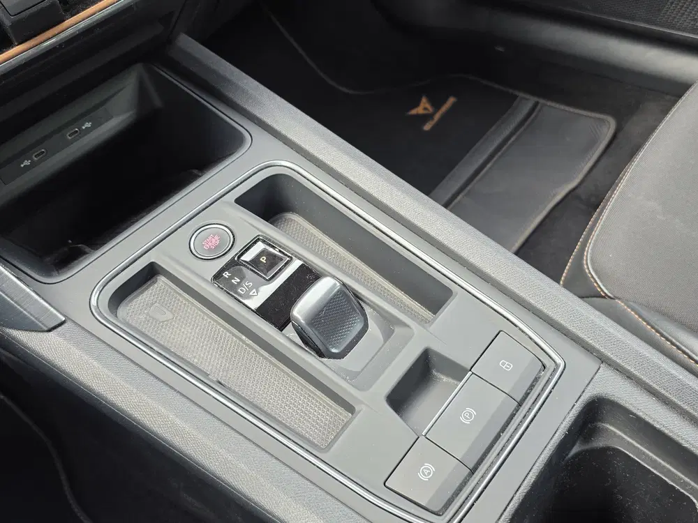 Cupra Leon 1.4 e-Hybrid VZ Black Edition + MEMO uit 2022, foto 15