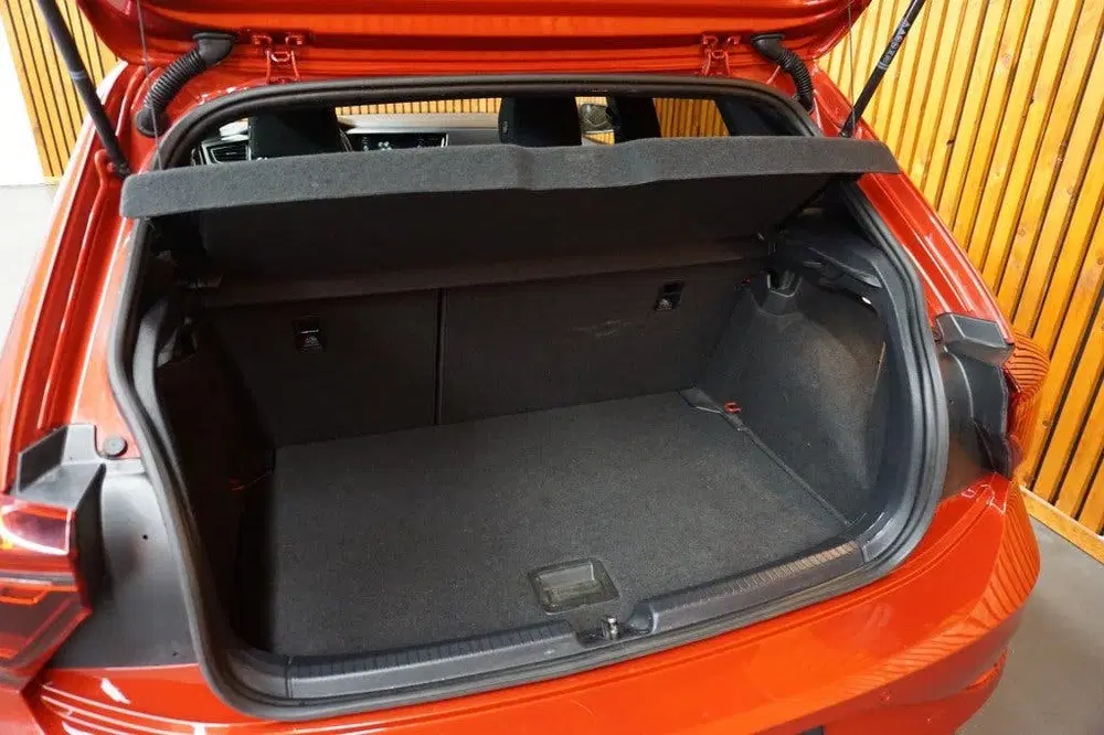 Volkswagen Polo 1.0 TSI R-LINE APPLE CARPLAY CLIMA SFEERVE uit 2021, foto 10