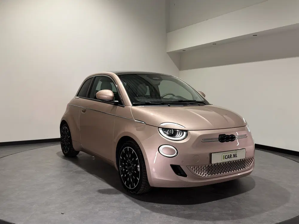 Fiat 500 La Prima 42 kWh uit 2024