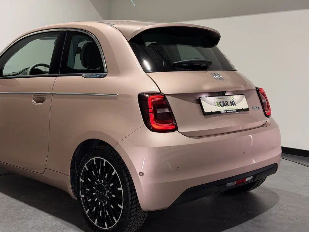 Fiat 500 La Prima 42 kWh uit 2024, foto 5