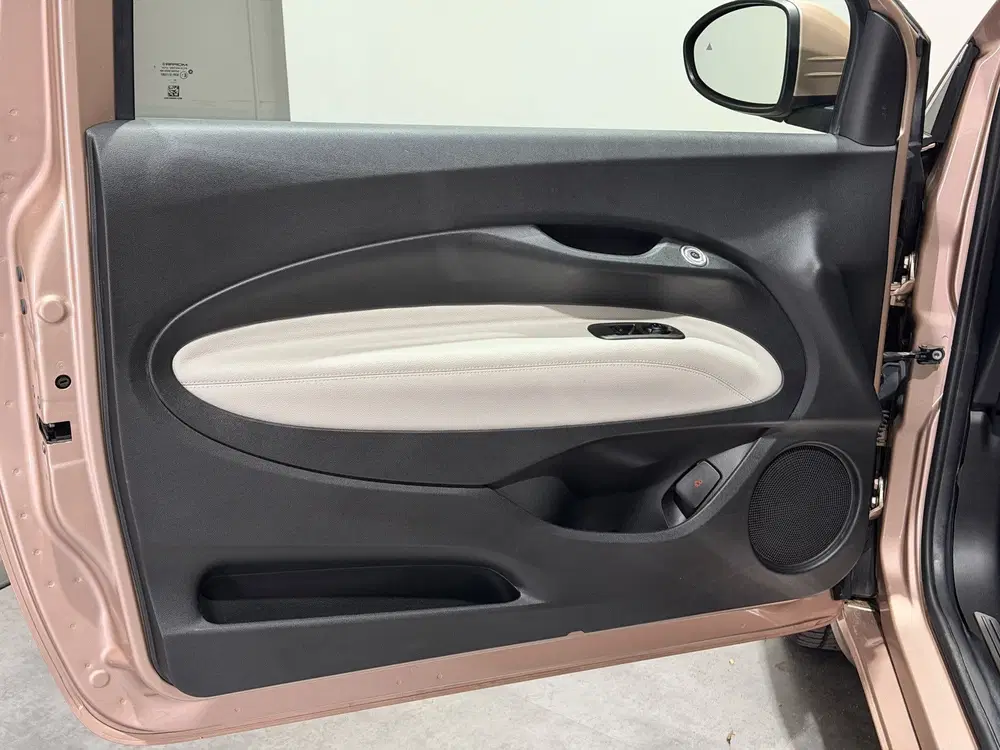 Fiat 500 La Prima 42 kWh uit 2024, foto 8