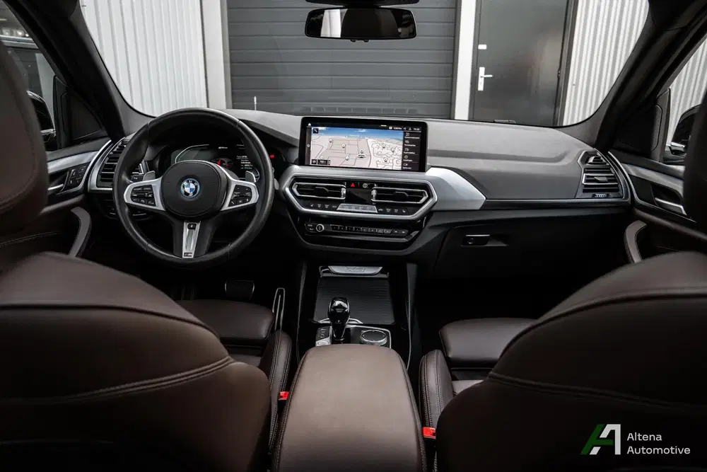 BMW X3 xDrive30e Business Edition Plus M-sport uit 2023, foto 13