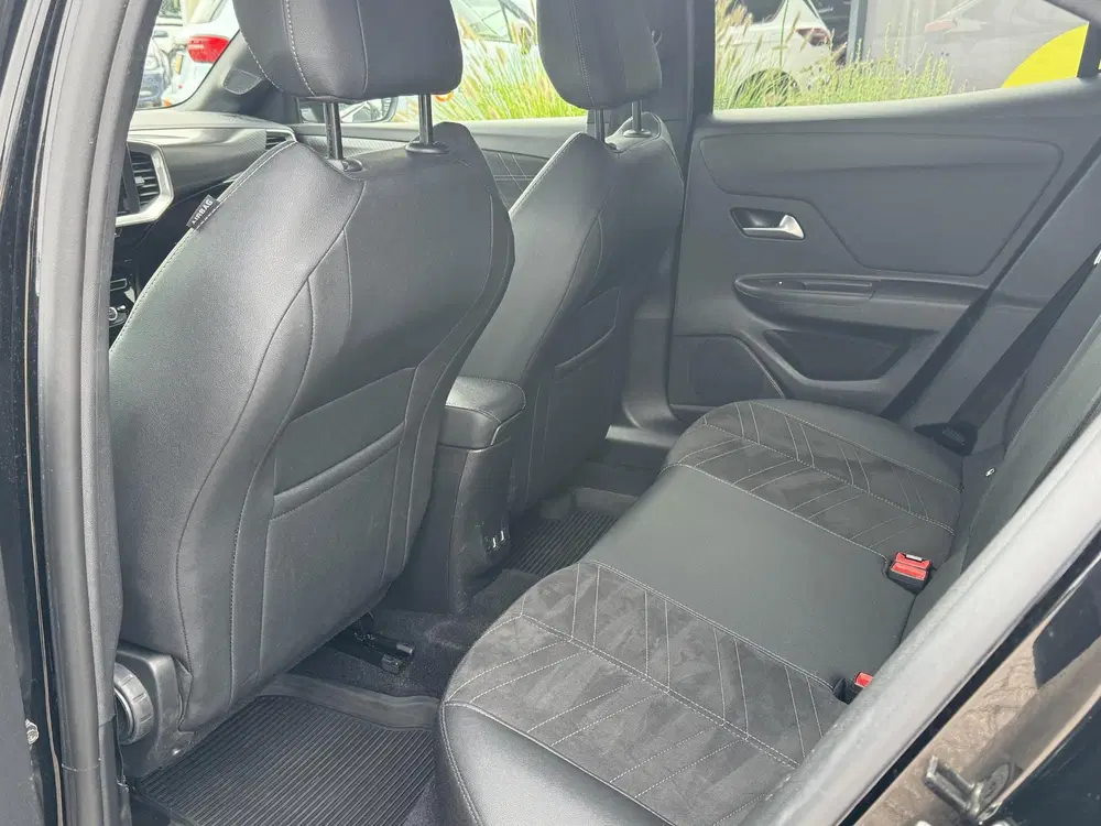 Opel Mokka 1.2 Turbo Ultimate AUT Rijklaar incl. grot uit 2021, foto 5