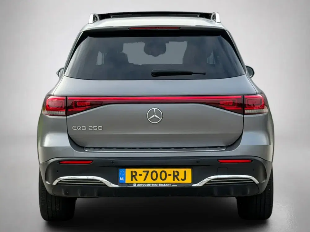 Mercedes-Benz EQB 250 AMG Line 7p. 67 kWh 93% SoH(NL-auto uit 2022, foto 11