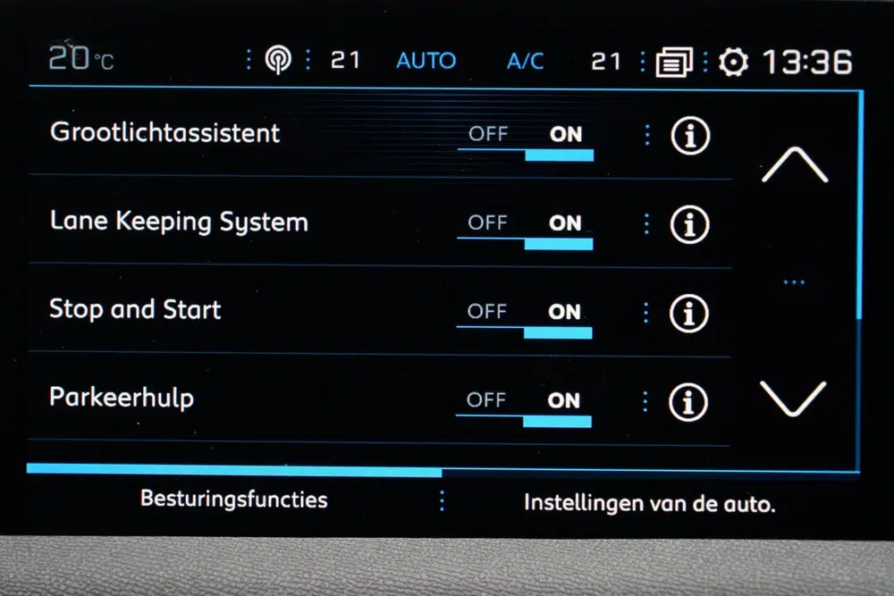 Peugeot 5008 1.2 PureTech Allure NL uit 2019, foto 14