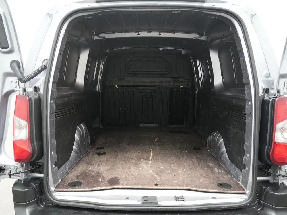 Fiat Doblo 130pk Gesloten bestelwagen Automaat L2H1 A uit 2023, foto 9