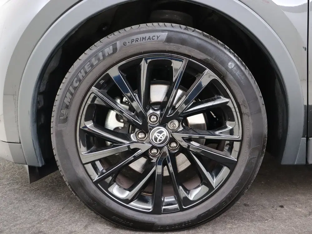 Toyota C-HR 2.0 Plug-in Hybrid 220 Black Edition (bj 2 uit 2025, foto 5