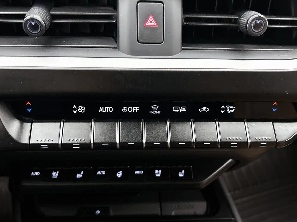 Lexus UX 250h AWD Executive Line + President Pack uit 2022, foto 14