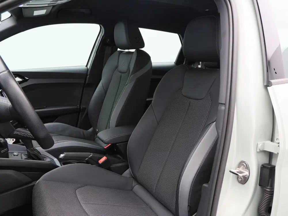 Audi A1 30 TFSi 115 Pk Automaat S-Line uit 2023, foto 5