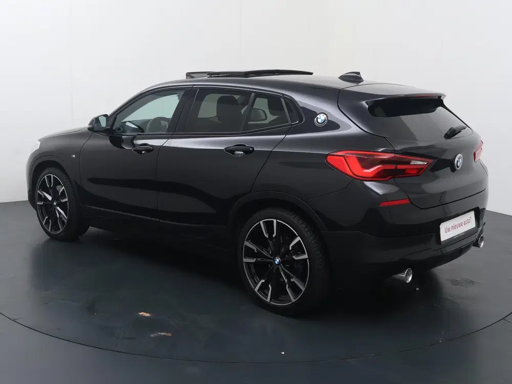 BMW X2 xDrive20i High Executive uit 2020, foto 5
