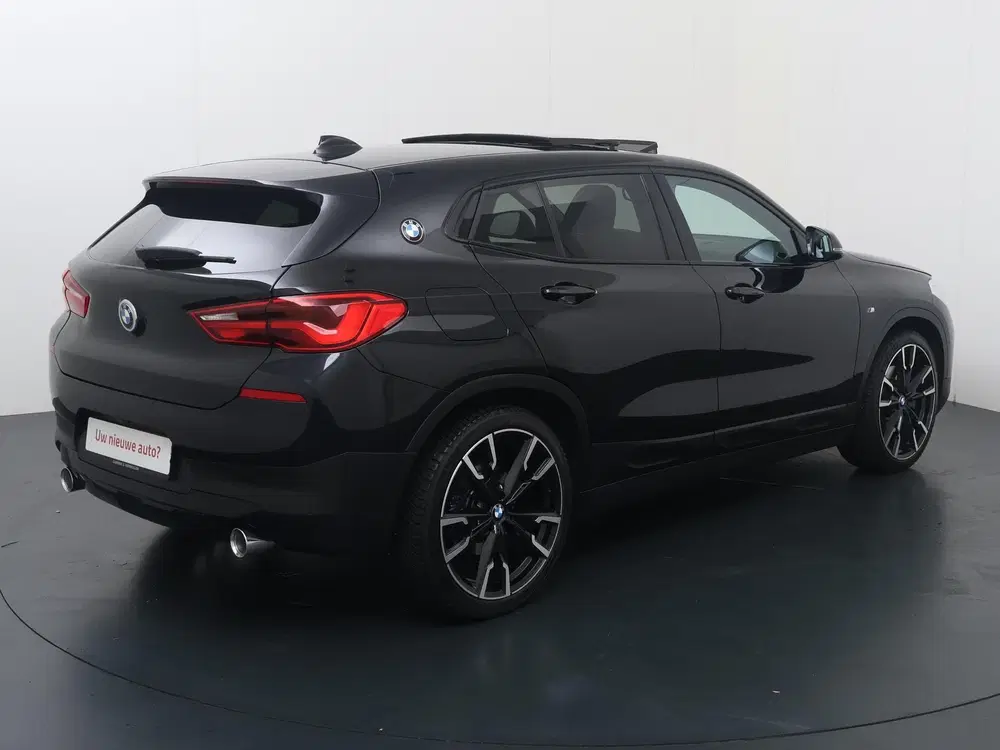 BMW X2 xDrive20i High Executive uit 2020, foto 6