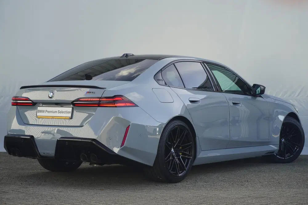 BMW M5 Sedan uit 2026, foto 2