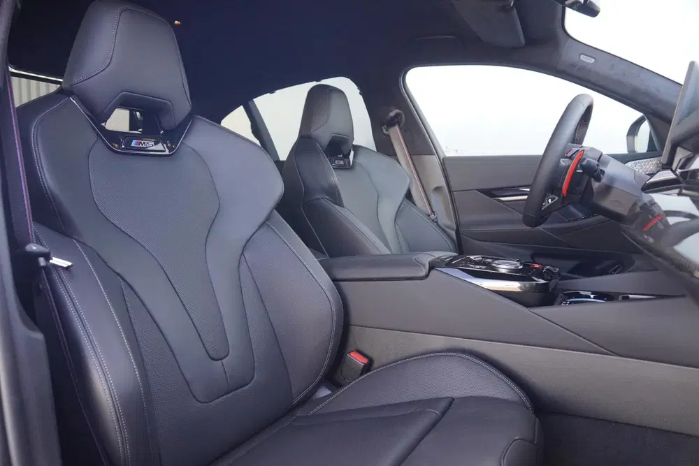 BMW M5 Sedan uit 2026, foto 4
