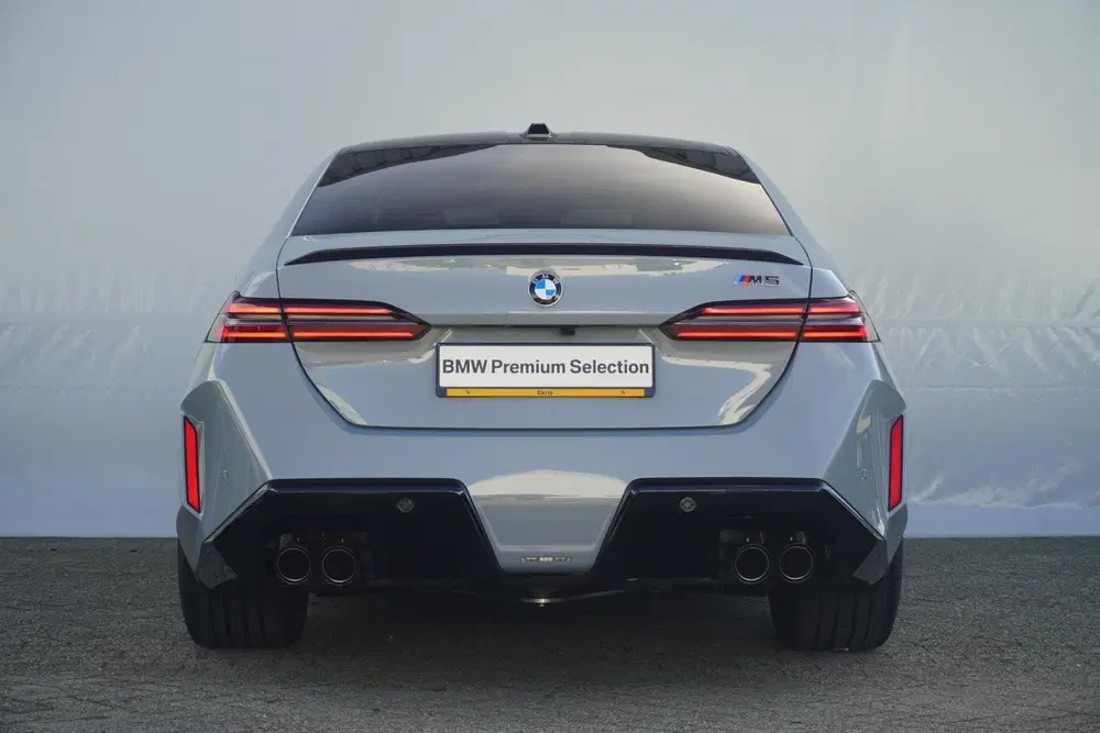 BMW M5 Sedan uit 2026, foto 7