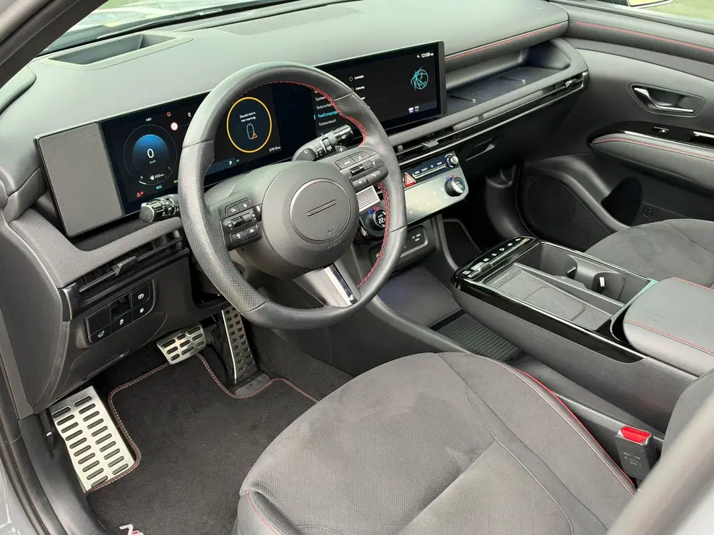 Hyundai TUCSON 1.6 T-GDI PHEV N Line Sky 4WD 265pk Panora uit 2025, foto 6