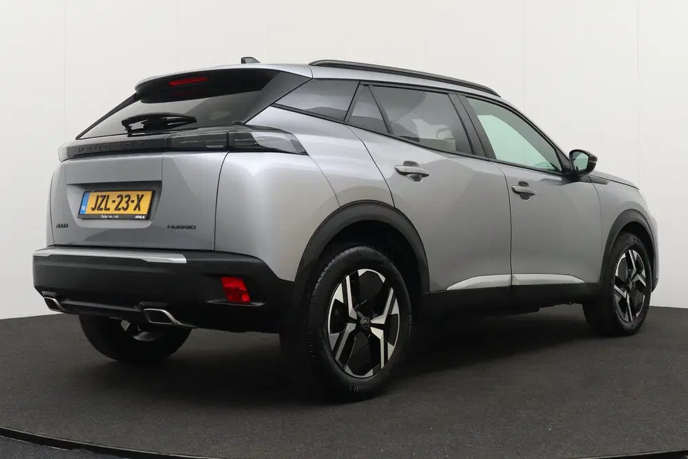 Peugeot 2008 Allure Hybrid 145 PK Aut. Half-Leder Carpl uit 2025, foto 2