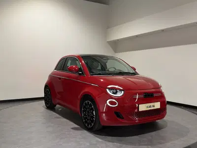 Fiat 500 La Prima 42 kWh uit 2024