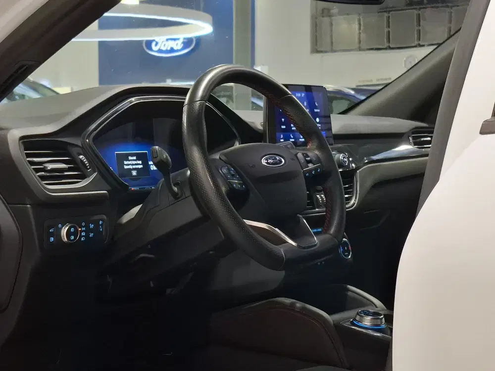 Ford Kuga 2.5 PHEV 225 pk ST-Line X uit 2023, foto 12