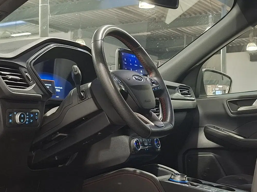Ford Kuga 2.5 PHEV 225 pk ST-Line X uit 2023, foto 13