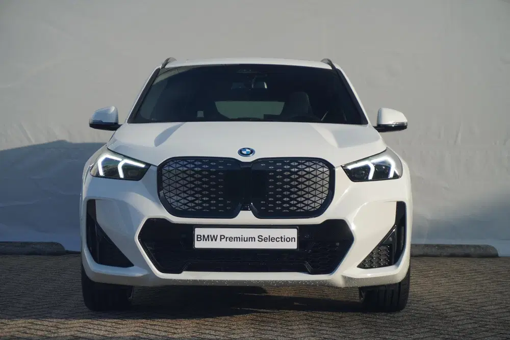 BMW iX1 eDrive20 uit 2026, foto 5
