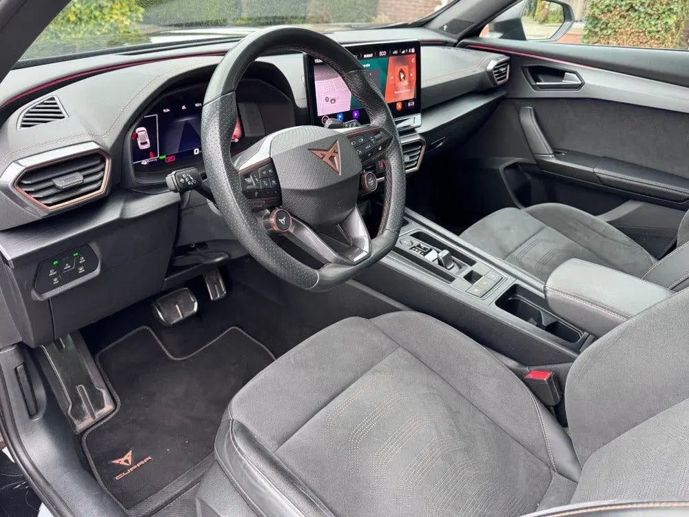 Cupra Formentor 1.4 E-HYBRID VZ TRIBE EDITION 180kW uit 2024, foto 10
