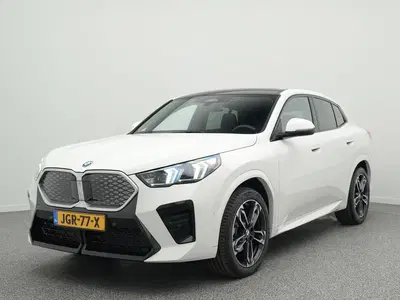 BMW iX2 eDrive20 M Sport uit 2025