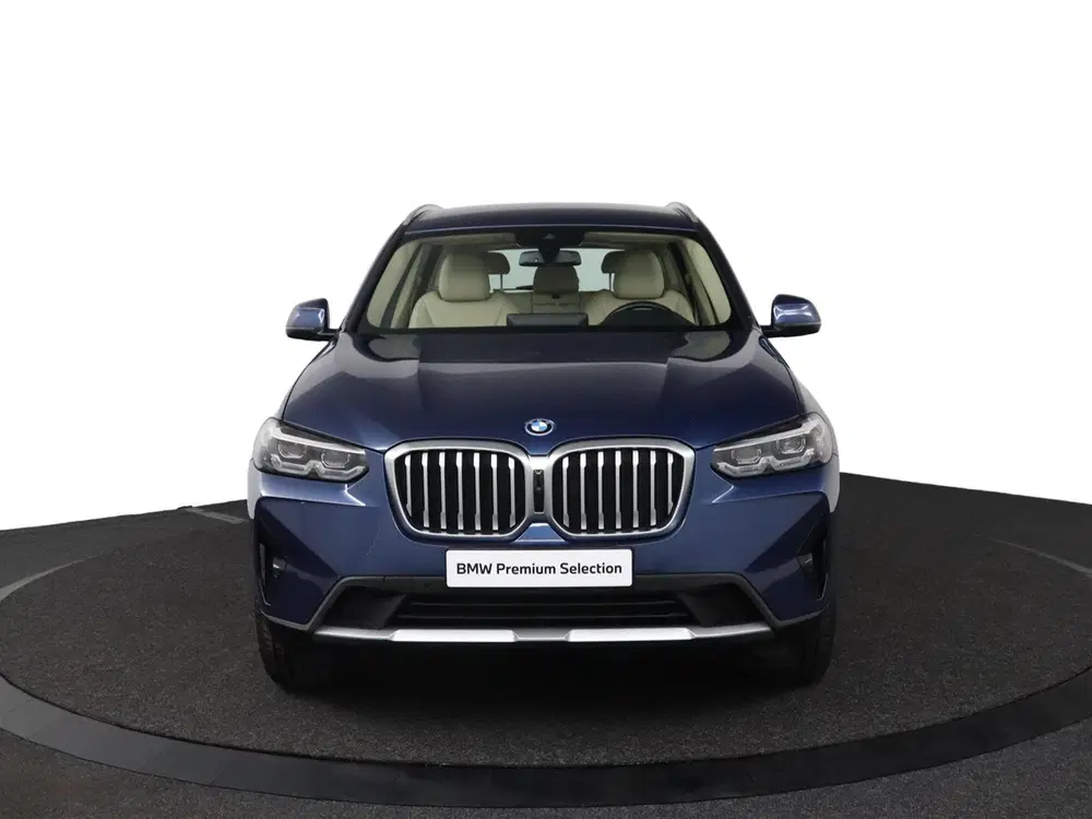 BMW X3 xDrive30e uit 2022, foto 2