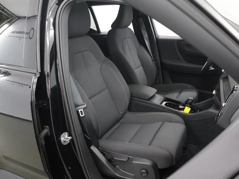 Volvo XC40 Single Motor Extended Range Plus 82kWh uit 2024, foto 10