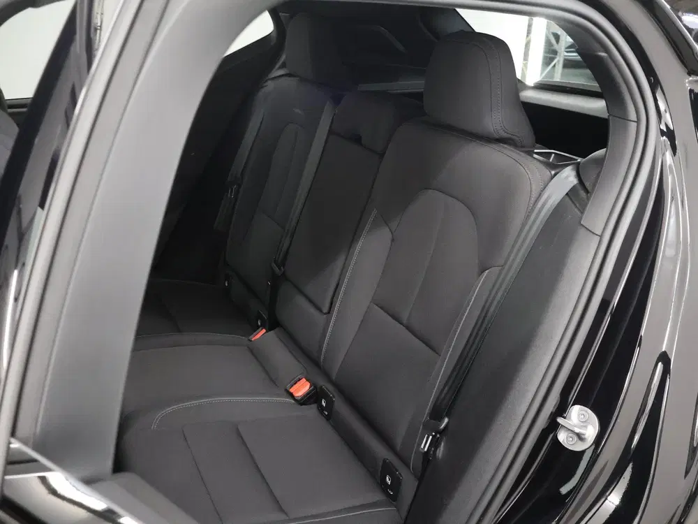 Volvo XC40 Single Motor Extended Range Plus 82kWh uit 2024, foto 11