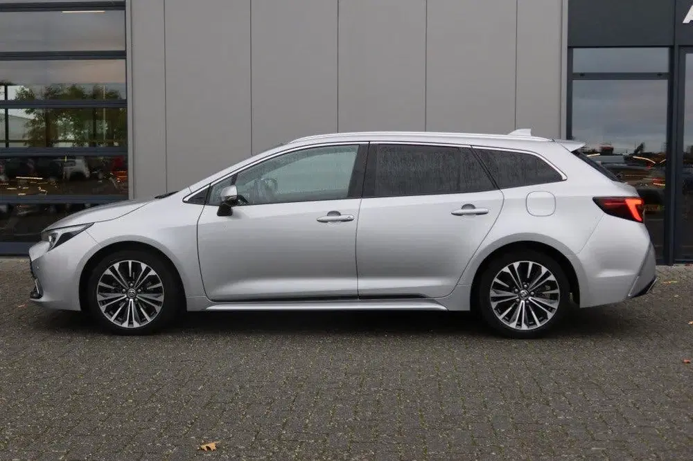 Toyota Corolla Corolla Touring Sports HYBRID Automaat uit 2023, foto 3