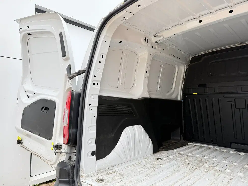 Citroën Berlingo (bj 2023) uit 2023, foto 14