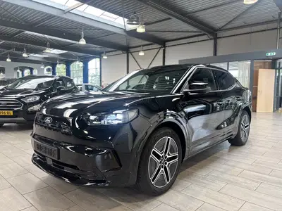 Ford Capri Premium Standard Range RWD 52 kWh 190pk uit 2025