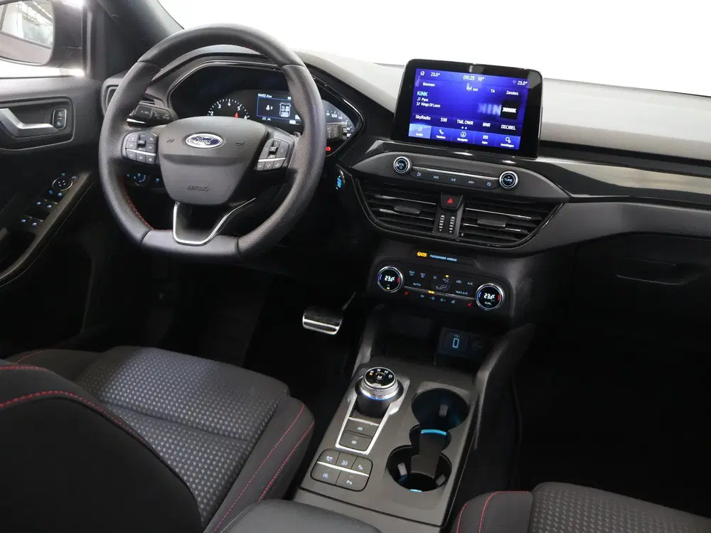 Ford Focus 1.0 EcoBoost ST-line uit 2020, foto 9