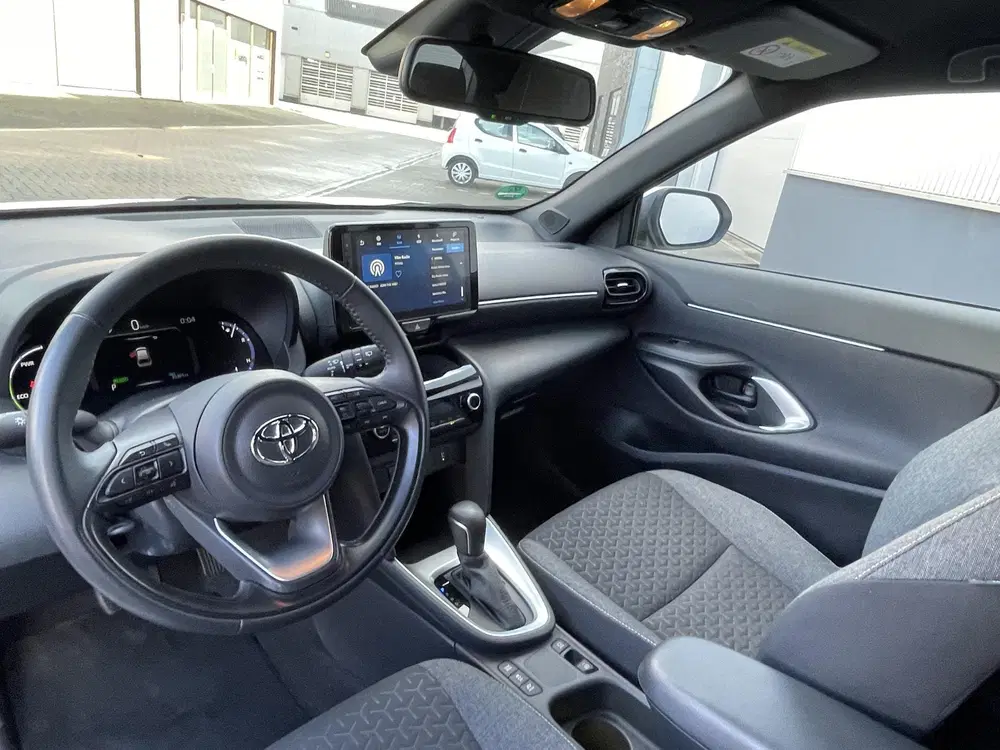 Toyota Yaris Cross 1.5 Hybrid Dynamic Org NL en 1e Eigenaar uit 2022, foto 4