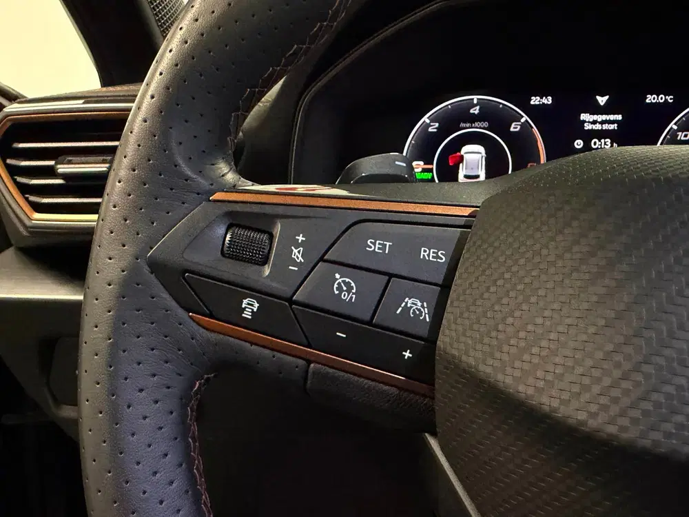 Cupra Formentor 1.4 e-Hybrid VZ Performance 245PK uit 2022, foto 13