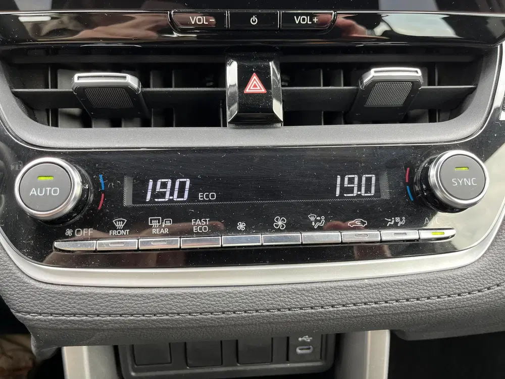 Toyota Corolla Cross Hybrid 140 Active uit 2025, foto 8