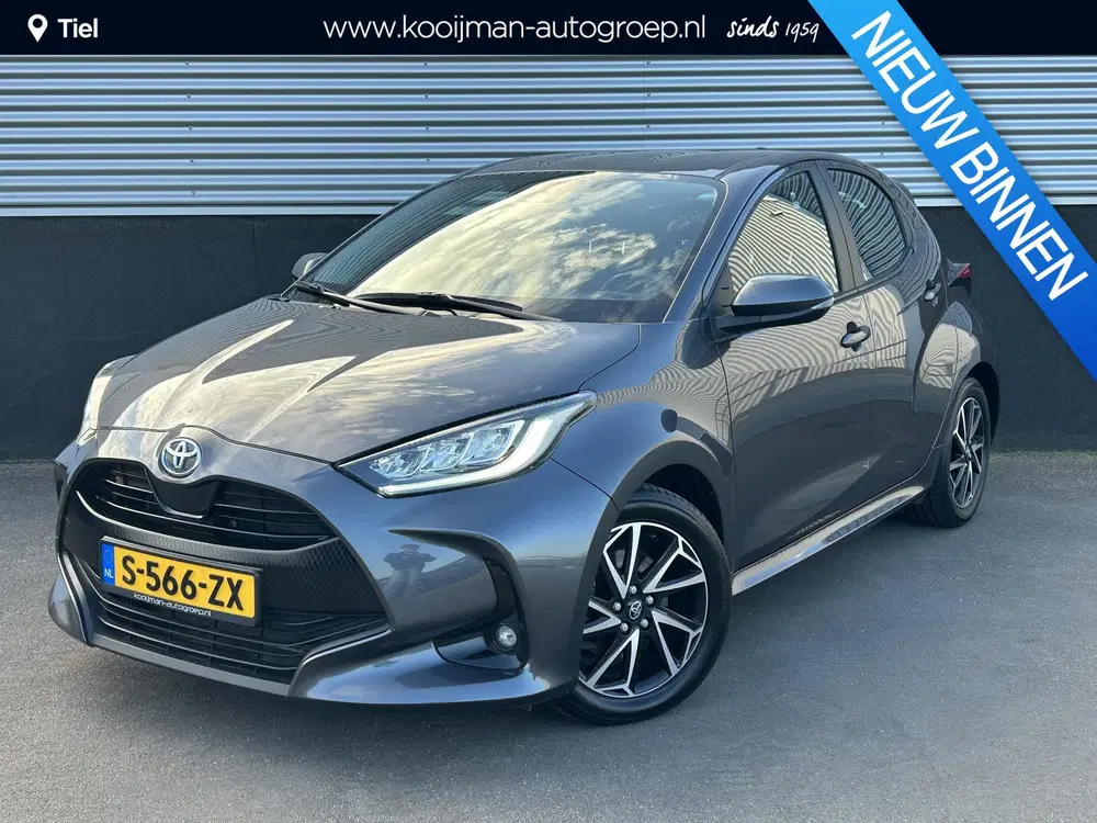 Toyota Yaris 1.5 Hybrid Dynamic 1e eigenaar dealer onde uit 2023