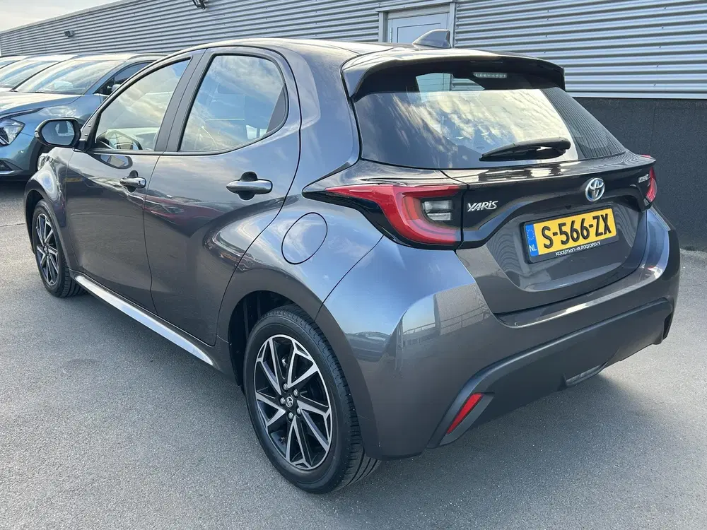 Toyota Yaris 1.5 Hybrid Dynamic 1e eigenaar dealer onde uit 2023, foto 4