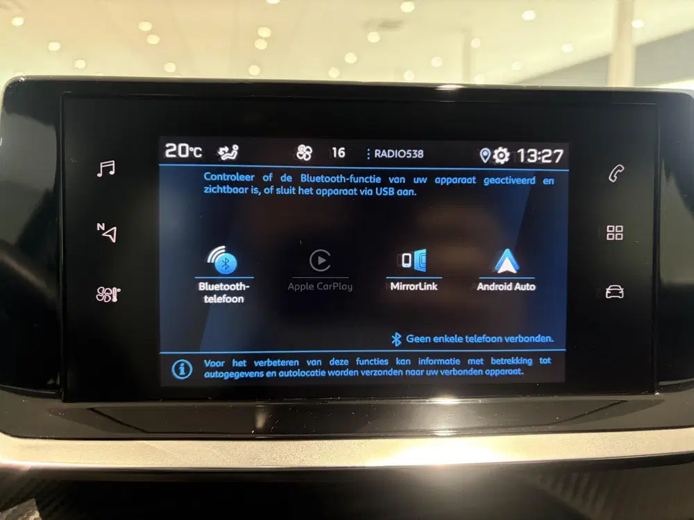 Peugeot 2008 1.2 PureTech Active Pack uit 2022, foto 8