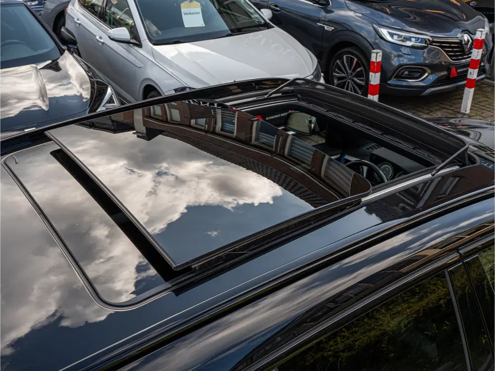 BMW X1 xDrive25e High Exe M-Sport PANO CAMERA HUD uit 2022, foto 6