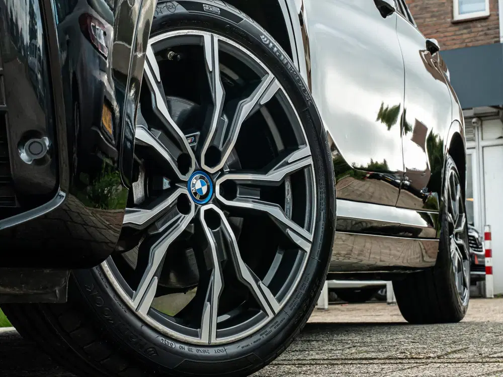 BMW X1 xDrive25e High Exe M-Sport PANO CAMERA HUD uit 2022, foto 8