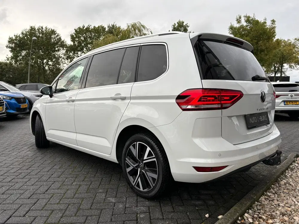Volkswagen Touran 2.0 TDI Highline 7 Persoons uit 2022, foto 7